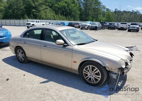 2005 Jaguar S-Type z USA, uszkodzony, nr VIN SAJWA01T65FN42855